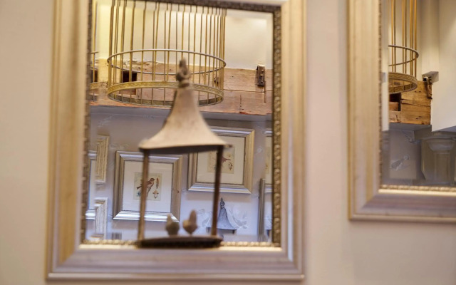 Hotel The Bird