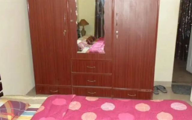 Cherry Tree Service Apartment