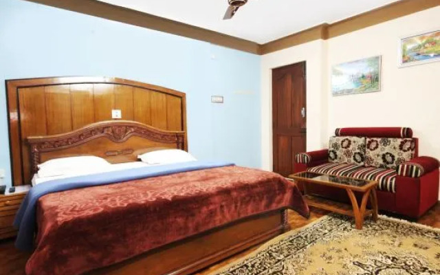 OYO 28641 Vijaya Deepa Guest House