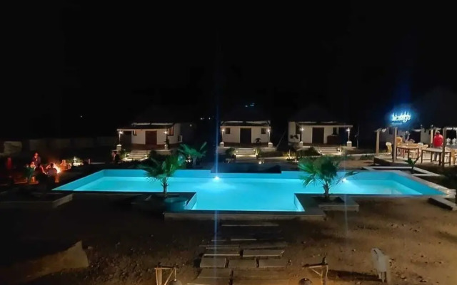 Kiaayo Resort White Rann of Kutch