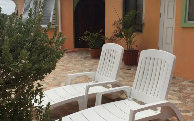 Belle Rive Oceanfront Apartment