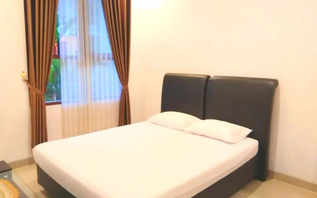 Fams Homestay by FH Stay