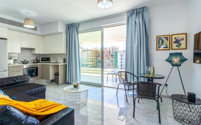 Oyster 1-BR Apt in Larnaca