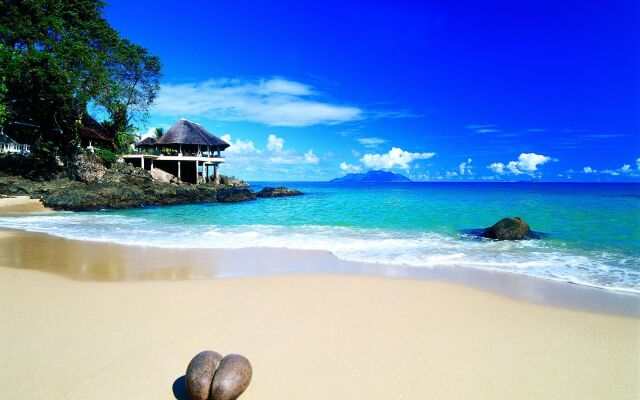 Sunset Beach Hotel