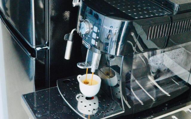 Sensation Apartment By Alezzi