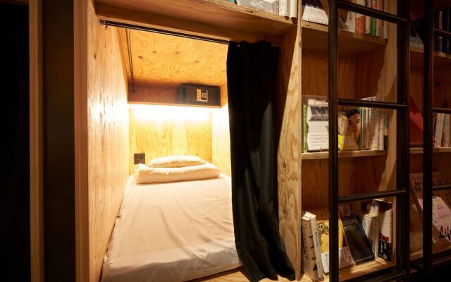 Book & Bed Tokyo Shinjuku - Hostel