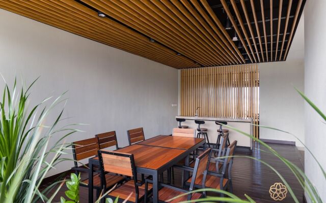 Datum Jelatek Sky Residence KLCC, Five Senses