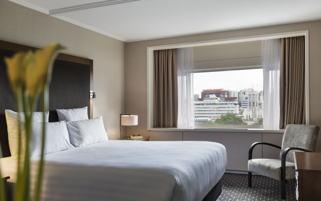 Pullman Auckland Hotel & Apartments