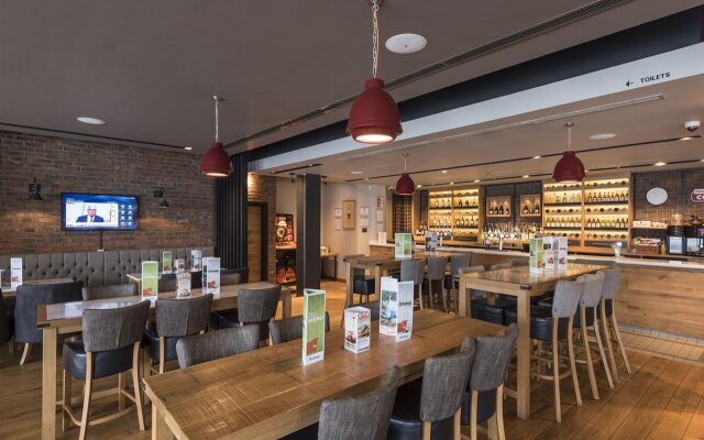 Premier Inn Birmingham South Longbridge Station