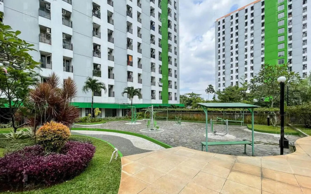 OYO 498 Green Lake View Ciputat