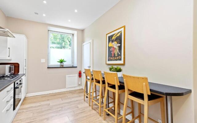 ALTIDO Cosy 3bed Family flat near Leith