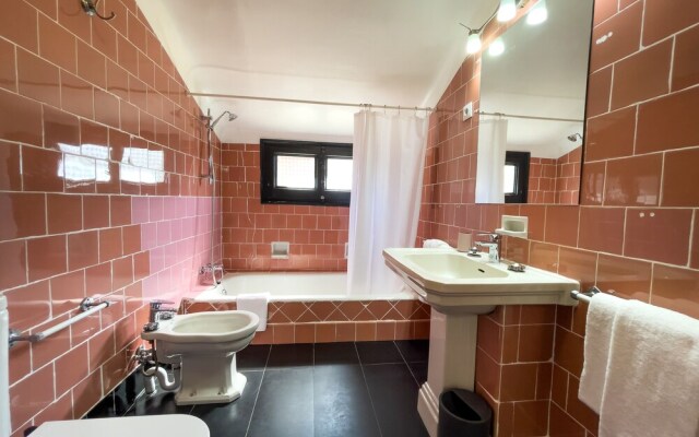 Angelats Hotel