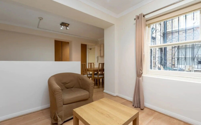 Central Studio Apartment in Chelsea