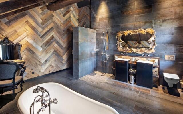 Timberjacks Motel