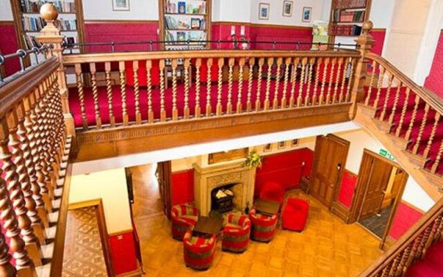 YHA Castleton Losehill Hall - Hostel