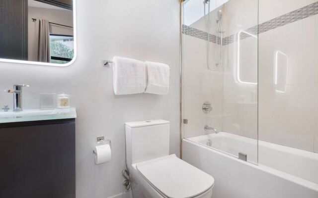 onefinestay - Coldwater Canyon private home