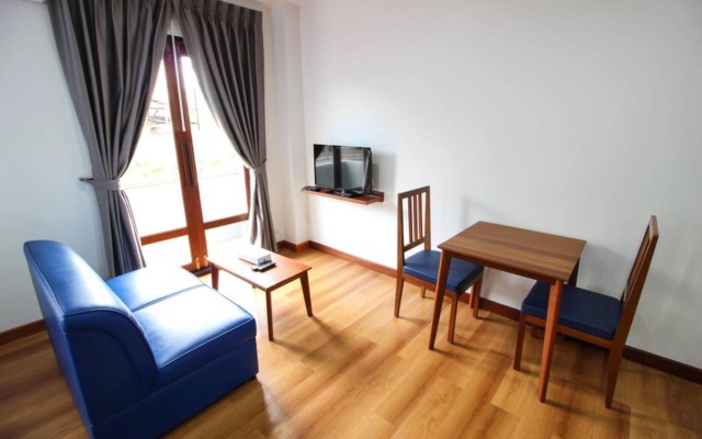 Tai-Shan Suites