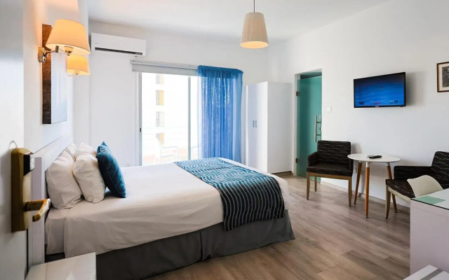 Mikes Kanarium Hotel