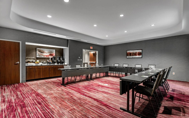 Courtyard by Marriott Easton-Columbus