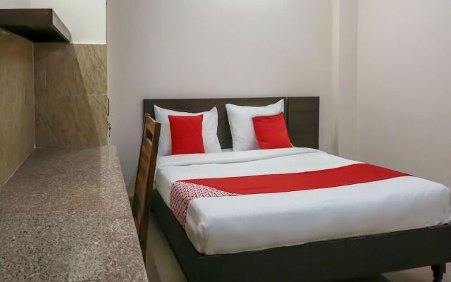 OYO Flagship 17382 AV Residency