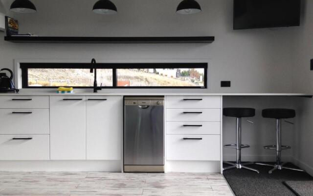 Simply Stunning Studio 1 Apartment - Sleeps two