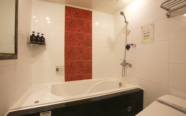 Yangpyeong Show Hotel