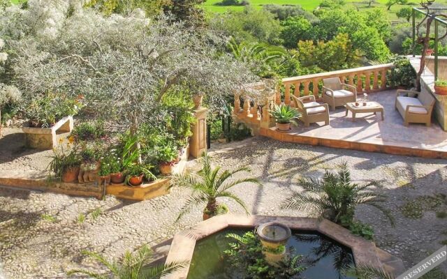 House With 3 Bedrooms in Muro, With Wonderful Mountain View, Enclosed Garden and Wifi - 5 km From the Beach