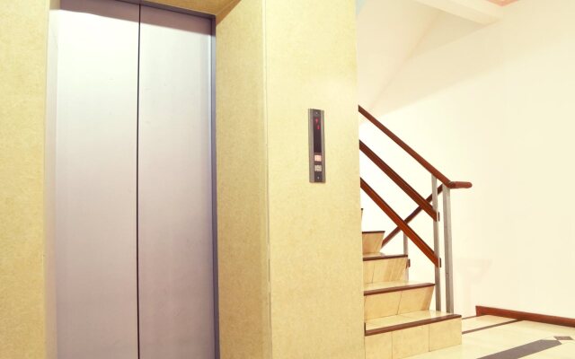 Newton Residence