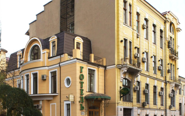 Black Sea Hotel Oktyabrskaya