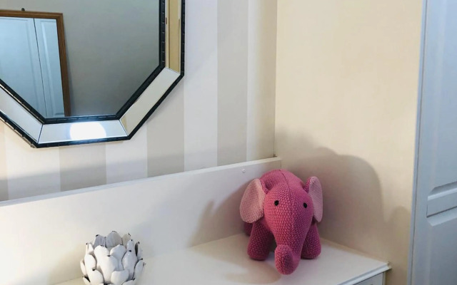 The Waterside Apartment 112 Harbour Mills