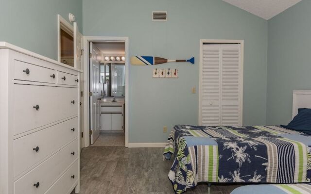 SV232 Sea Woods by RedAwning