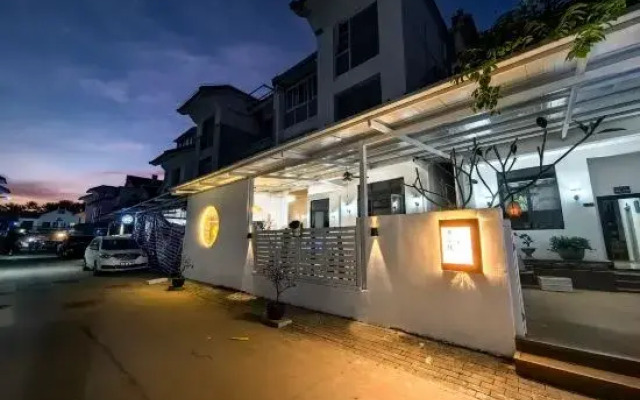 Sanya Cuixiaoyin Meisu (Haitang Bay Duty Free City Branch)