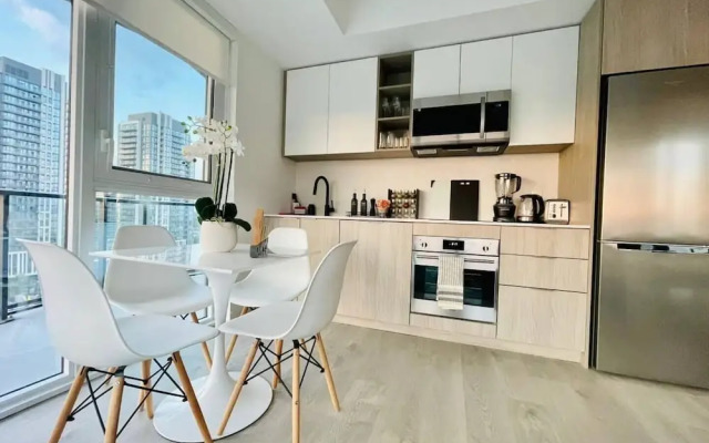 Waterfront York Blvd