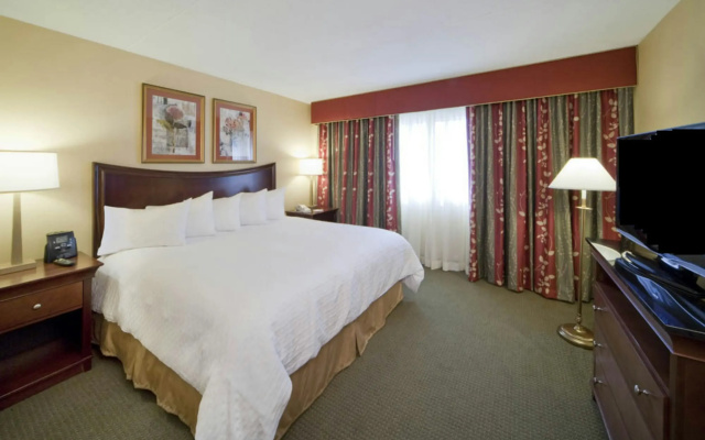 Hampton Inn & Suites Orlando-John Young Pkwy/S. Park
