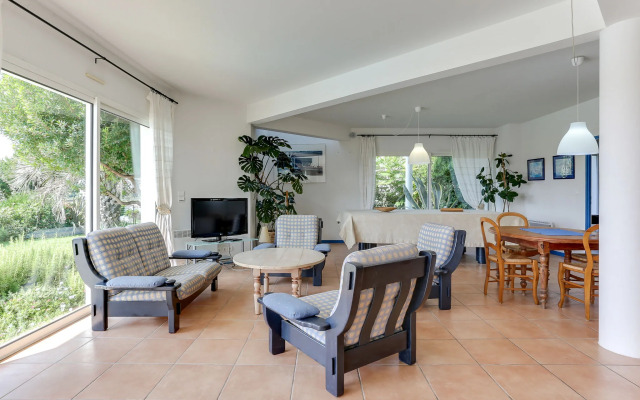 Holiday Home Les Pinasses