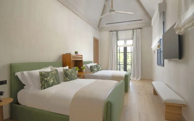 Villa Escondida by Lumina