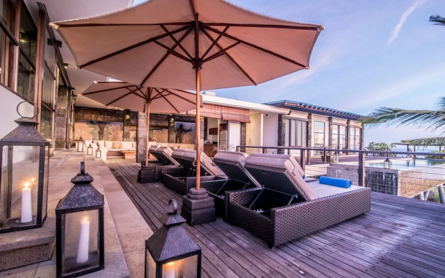 Absolute Cliff Front Pandawa Beach Villa