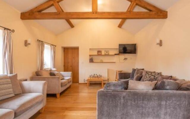 Durstone Farm - The Stables