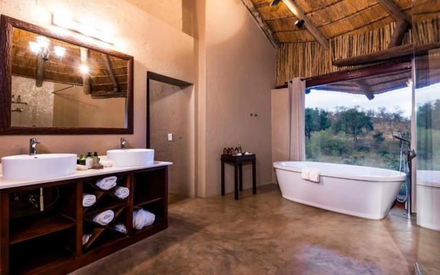 aha Makalali River Lodge