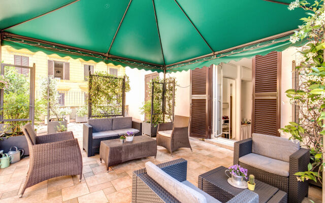 Ecce Roma Suites