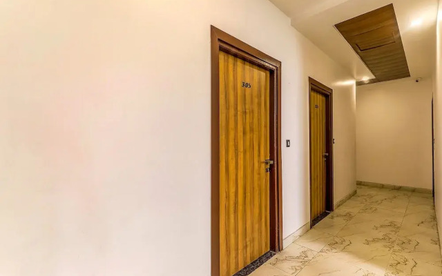 FabExpress Global Inn Gold