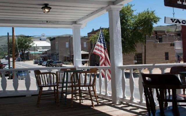 Fairweather Inn