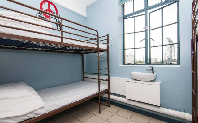 Rest Up London - Hostel