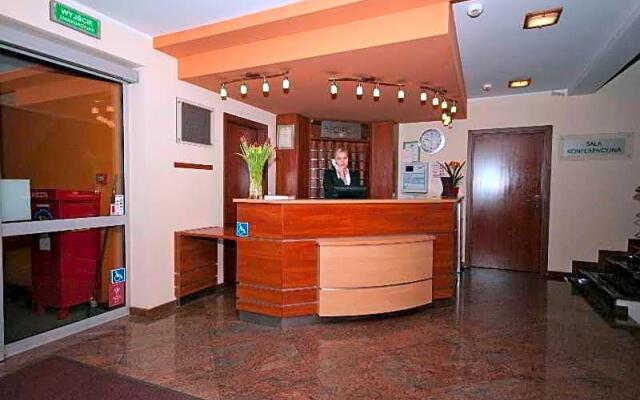 Hotel Major Budget