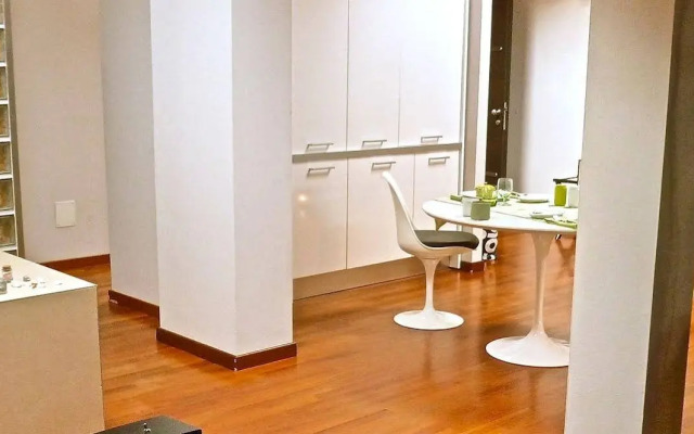 Parizzi Suites & Studio