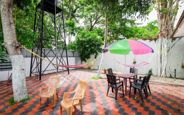 The Greenview Inn by OYO Rooms