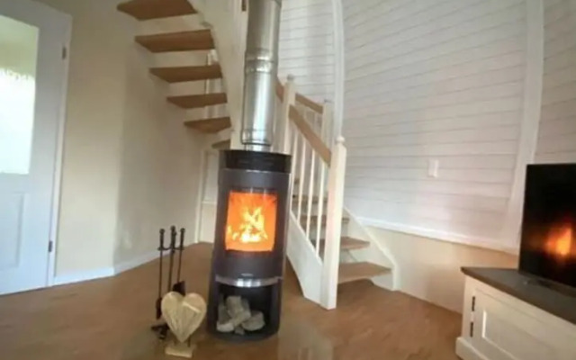 Tamika Ball House at Lake Tollense