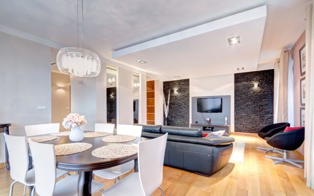 Dom & House - Apartments Old Town Szafarnia