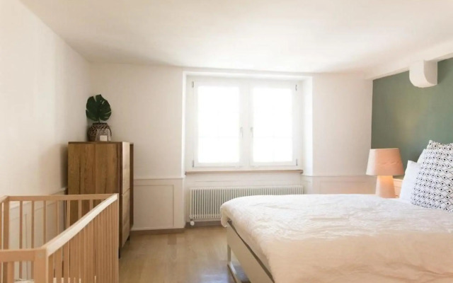 Lake Side Location Bellevue