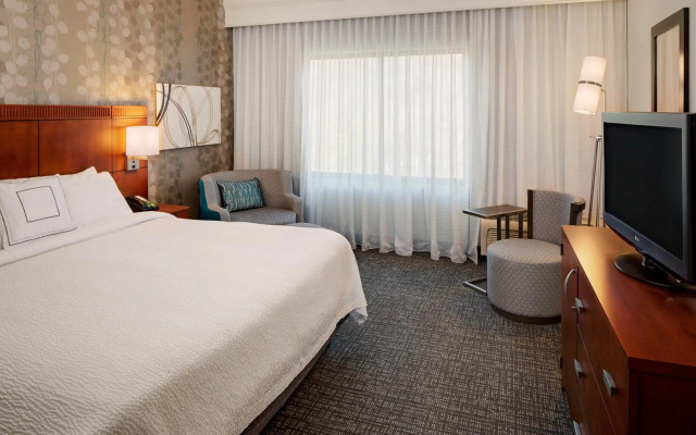 Courtyard by Marriott Pittsburgh West Homestead/Waterfront
